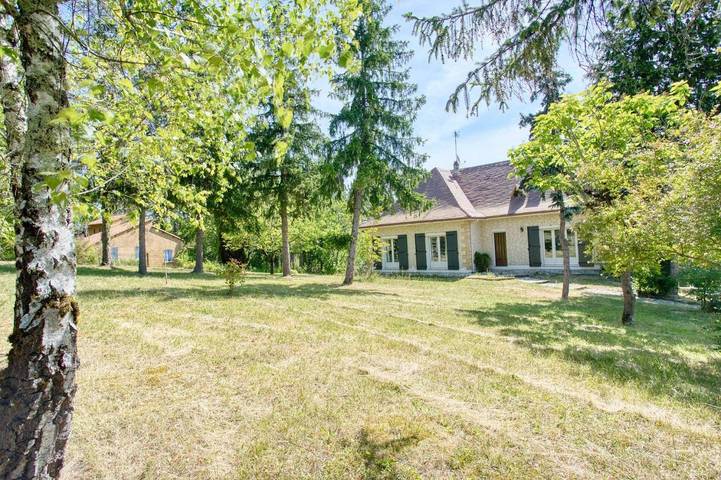 Location de vacances pour 10 personnes, avec Balcon et Terrasse ainsi que Jardin et Piscine à Trélissac - 3