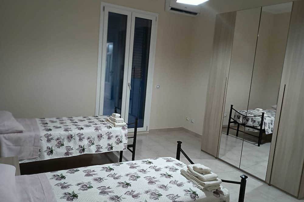 Entire apartment, Vacation home Perla Marina in Porto Empedocle, Agrigento Province