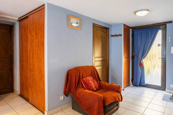 Maison de vacances 'La Charrue' avec vue sur les montagnes, piscine partagée et Wi-Fi in Villecomtal, Aveyron