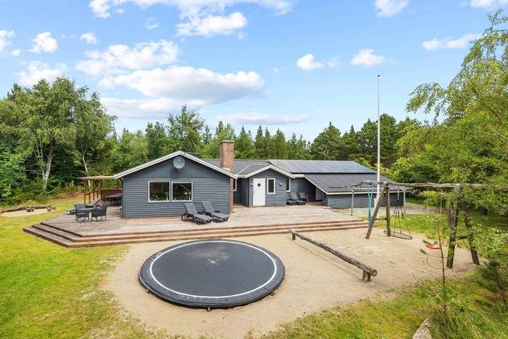 Villa für 8 Personen, mit Balkon/Terrasse und Whirlpool sowie Sauna auf Rømø