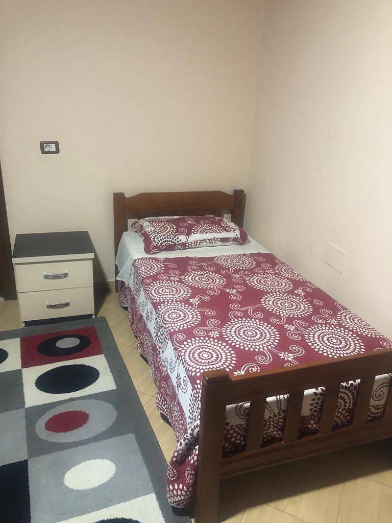Ferienhaus für 8 Personen mit Seeblick in Albanien