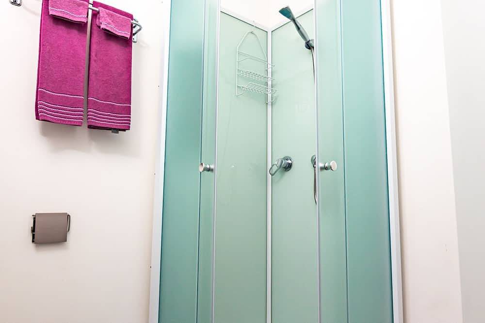 Appartement entier, Appartement tout confort emplacement idéal in Saint-Paul-Trois-Châteaux, Région de nyons