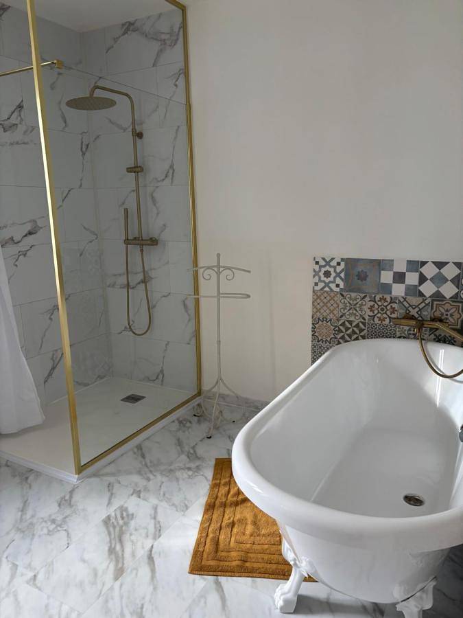 Location de vacances pour 2 personnes, avec vue et jardin, animaux acceptés à Rieupeyroux - 4