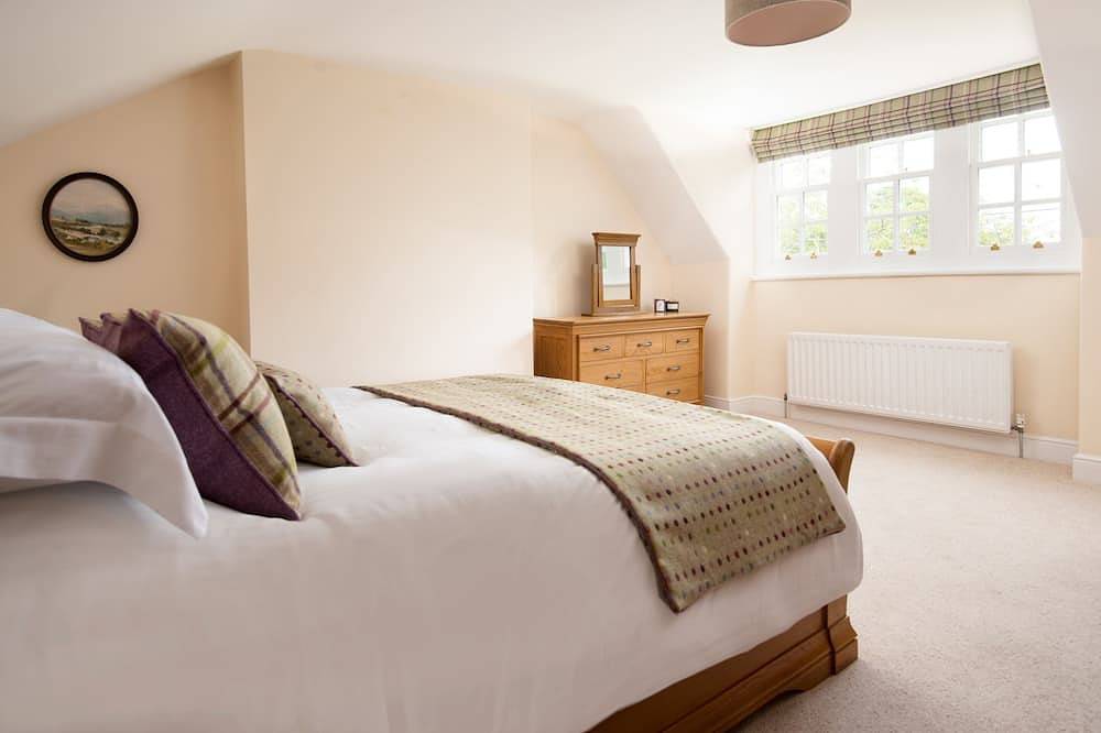 Charming 4 bed cottage in Embleton near beach in Embleton, Northumberland
