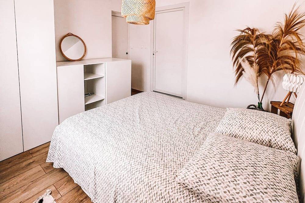 Entire apartment, Quiet apartment in Martigues, Venise Provencale equipped for 4 people in Martigues, Istres region