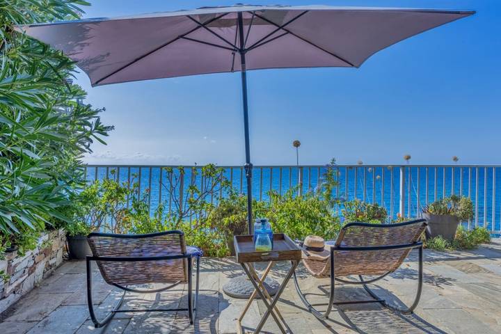 Location de vacances pour 4 personnes, avec terrasse à Brando - 2