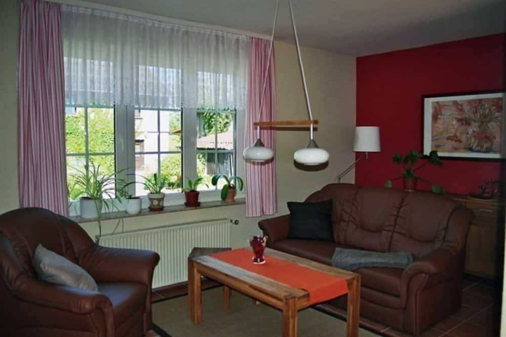Ferienwohnung links (Brümmer) - Ferienwohnungen auf dem Lande in Kittendorf, Müritz
