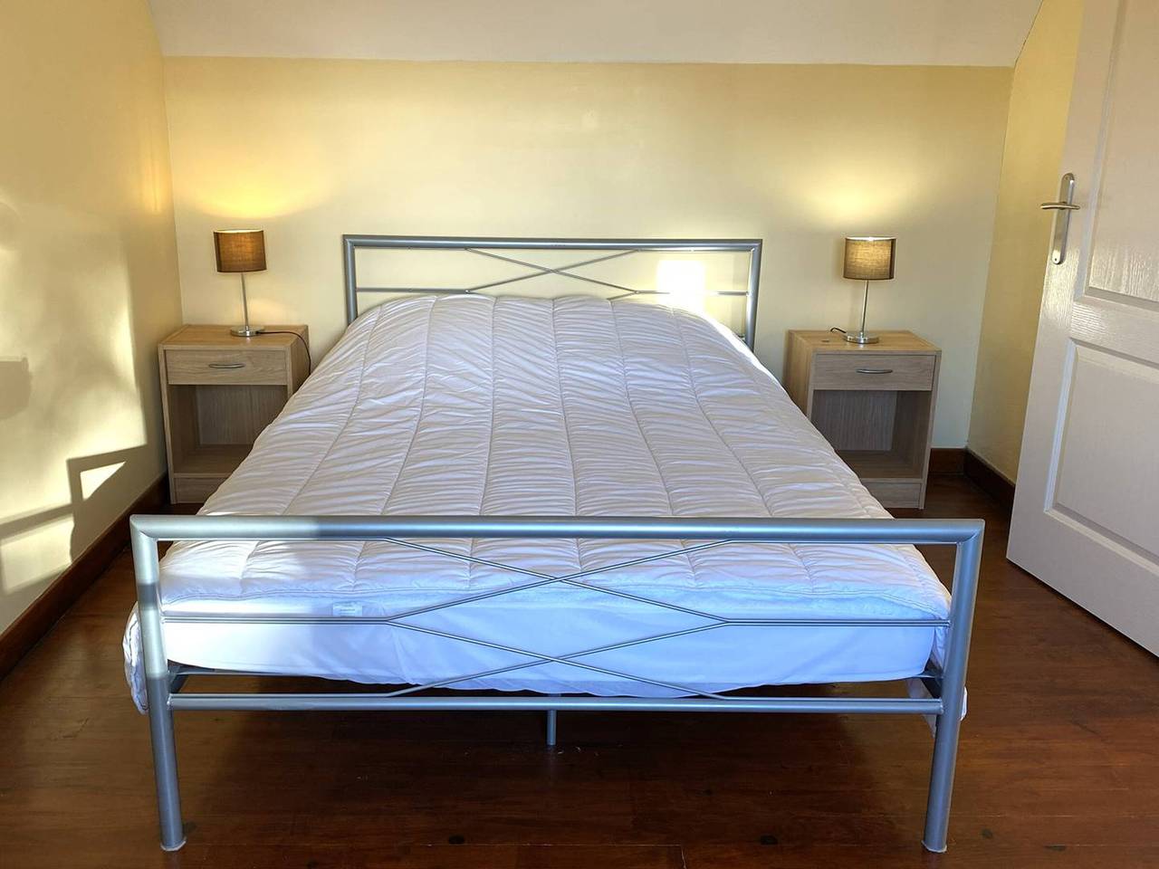 Casa bretona renovada con Wifi, jardín cerrado y cercana a la playa en Landrellec in Landrellec, Pleumeur-Bodou