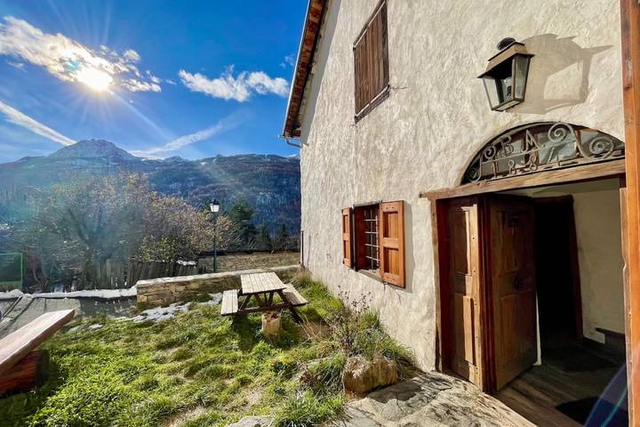Apartamento entero, 130 sqm Apartment in a Village House in La Salle les Alpes, Serre Chevalier