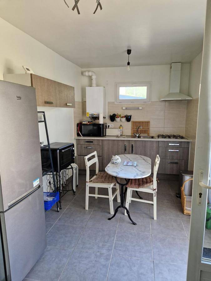 Chambre d’hôte pour 2 personnes, avec vue ainsi que jardin et terrasse à Le Mans - 4