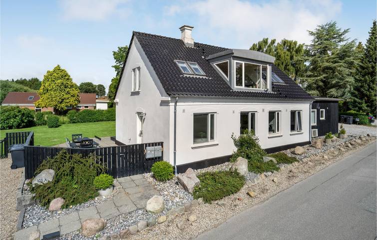 Ferienhaus für 9 Personen, mit Terrasse und Whirlpool sowie Garten in Mørkholt - 2