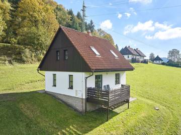 Chalet für 6 Personen, mit Garten und Ausblick sowie Terrasse, mit Haustier in Tschechien