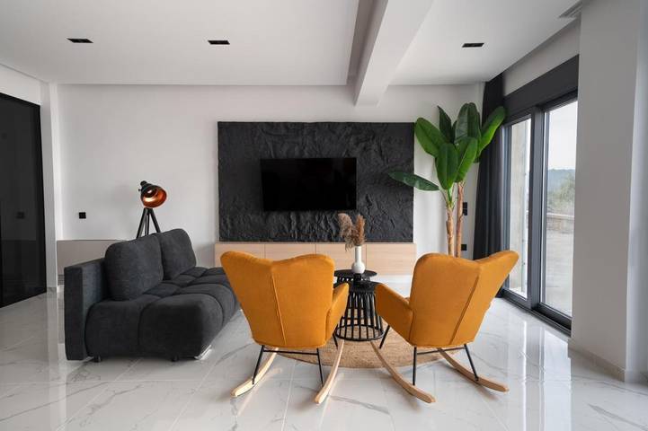 Last minute apartment voor 5 personen, met balkon en uitzicht in Lesbos