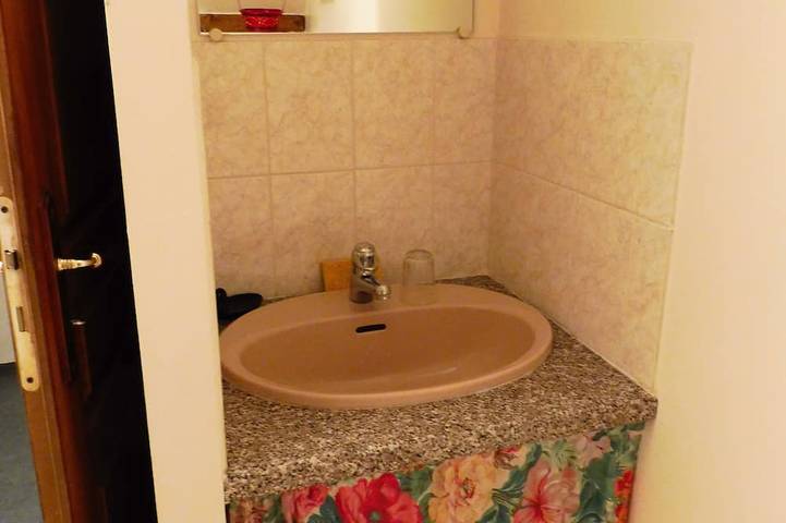 Gîte pour 3 personnes, avec jardin à Donzenac - 4