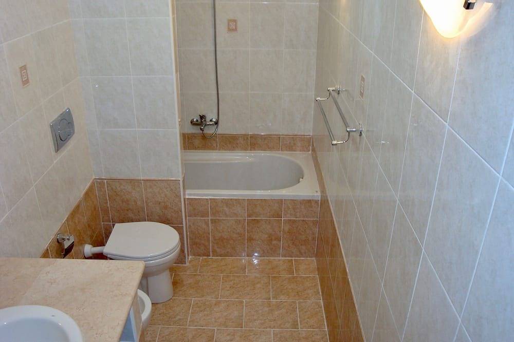 Ganze Wohnung, Apartment in der Nähe des Meeres, außergewöhnliche Aussicht, kostenloses Wlan, Parkplatz in Santa Caterina dello Ionio, Catanzaro Provinz