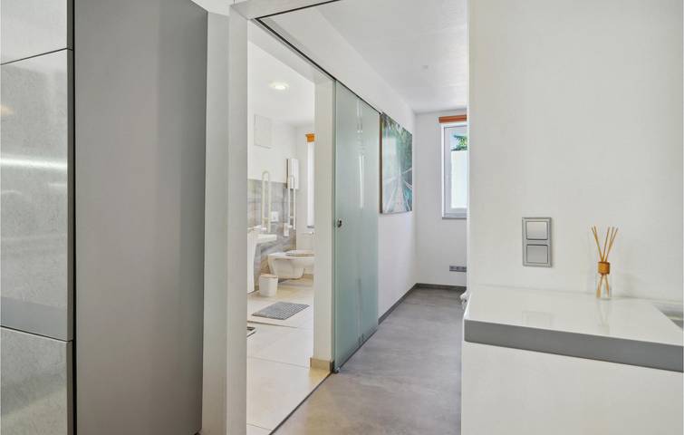 Ganze Ferienwohnung, Gemütliche Wohnung mit Terrasse, Internet und Parkplatz bei Zadelsdorf in Bungalowdorf Zadelsdorf, Zeulenroda-Triebes