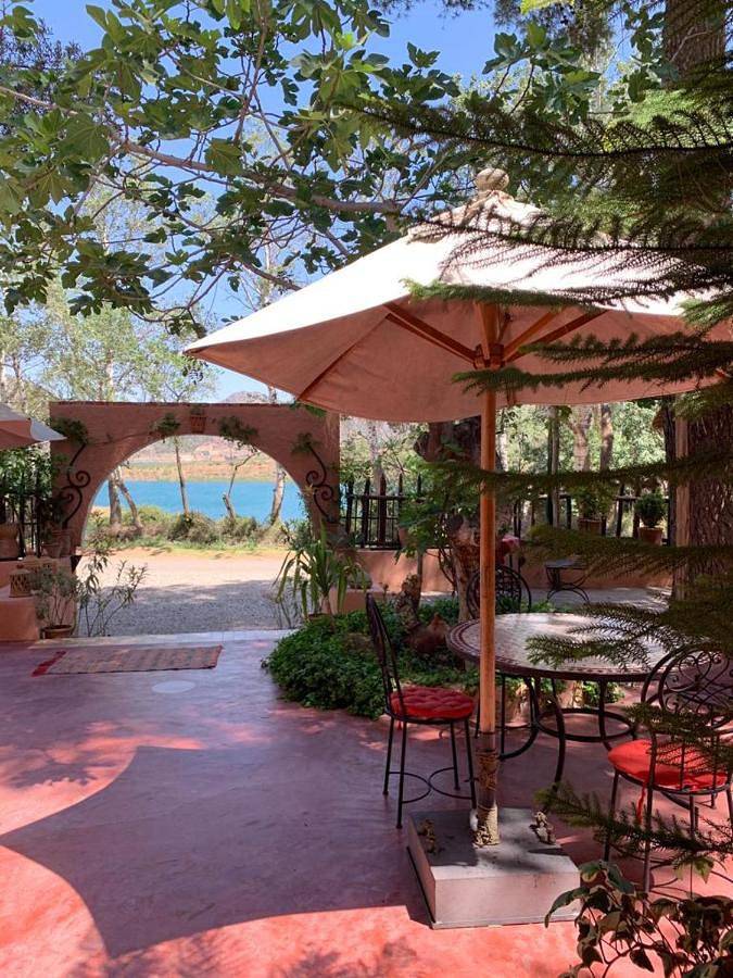 Maison d’hôte pour 2 personnes, avec terrasse et vue ainsi que piscine et jardin
