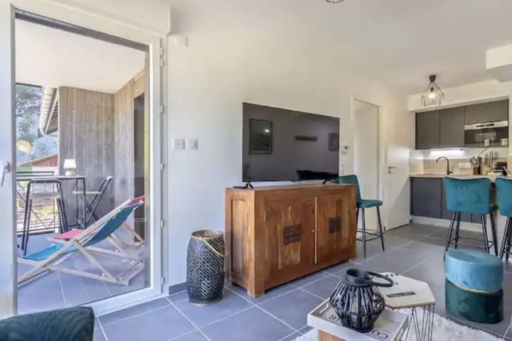 Gîte pour 2 personnes, avec terrasse sur le Lac d'Annecy - 3