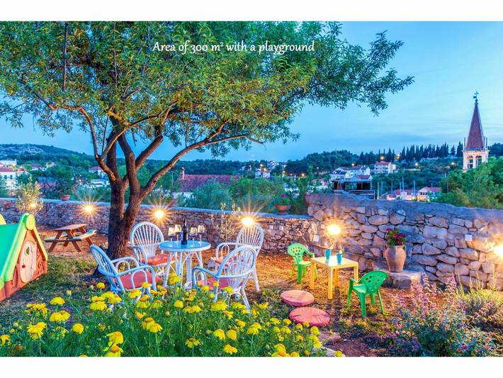 Villa pour 9 personnes, avec terrasse et piscine dans Brac - 4