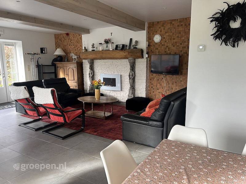 Maison de vacances pour 10 personnes avec terrasse in Leuze-en-Hainaut, Hainaut