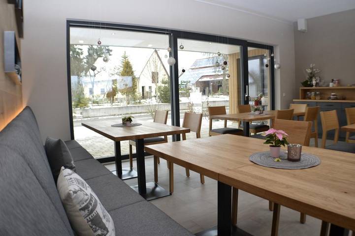 Landhotel Brigel-Hof - Doppelzimmer Economy in Meßkirch, Region Bodensee-Oberschwaben