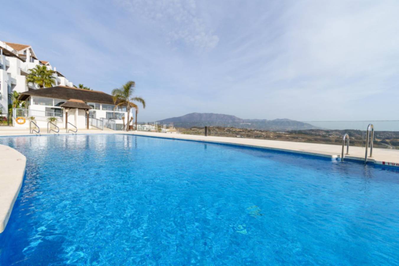 Entire apartment, Holiday apartment for 2 people with balcony/terrace in Calanova Golf, Mijas