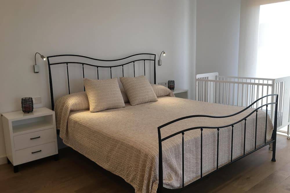 House in Paradise Island in El Pilar de la Mola, Formentera