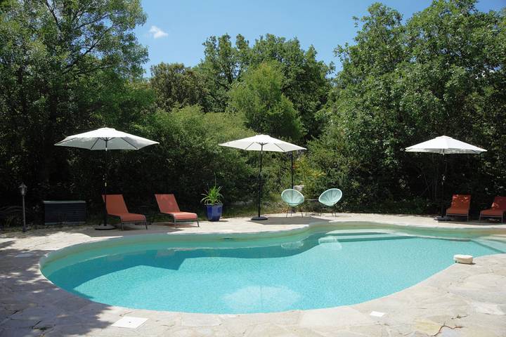 Gîte pour 8 personnes, animaux acceptés