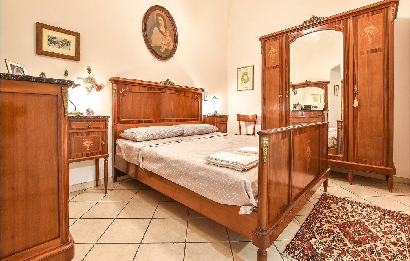 Geheel vakantieappartement, Gezellig appartement van 75m²: AC, verwarming, keuken, internet, 2km van het strand in Catania, Provincie Catania