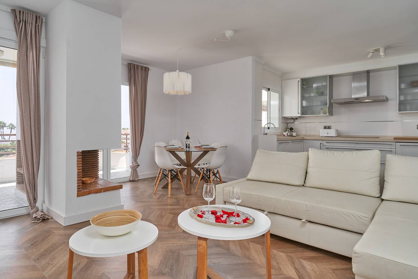Ganze Wohnung, Ferienwohnung 'La Mejor' mit Meerblick, Gemeinschaftspool und Wlan in Torrox Costa, Torrox