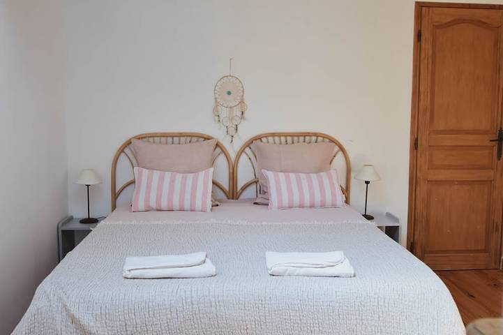 Location de vacances pour 22 personnes, avec jardin à Saint-Dier-d'Auvergne - 4