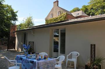 Gîte pour 2 personnes, avec jardin à Saint-Jouan-des-Guérets