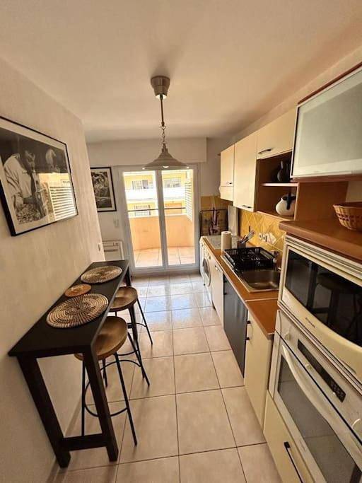 Gîte pour 2 personnes, avec terrasse dans Casino De Sainte Maxime - 4