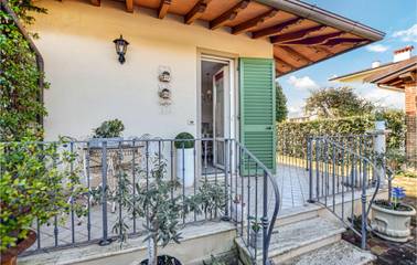 Ferienwohnung für 6 Personen, mit Garten an der Versilia