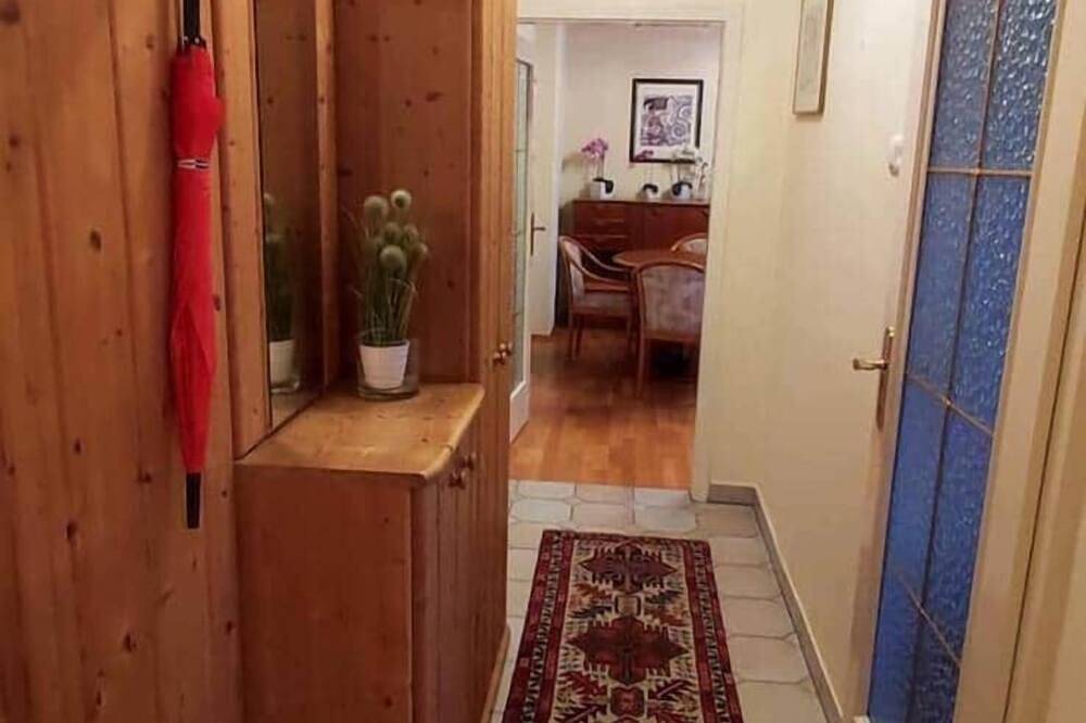 Ganze Wohnung, Lakeside Apartment - Velden in Velden am Wörther See, Villach-Land