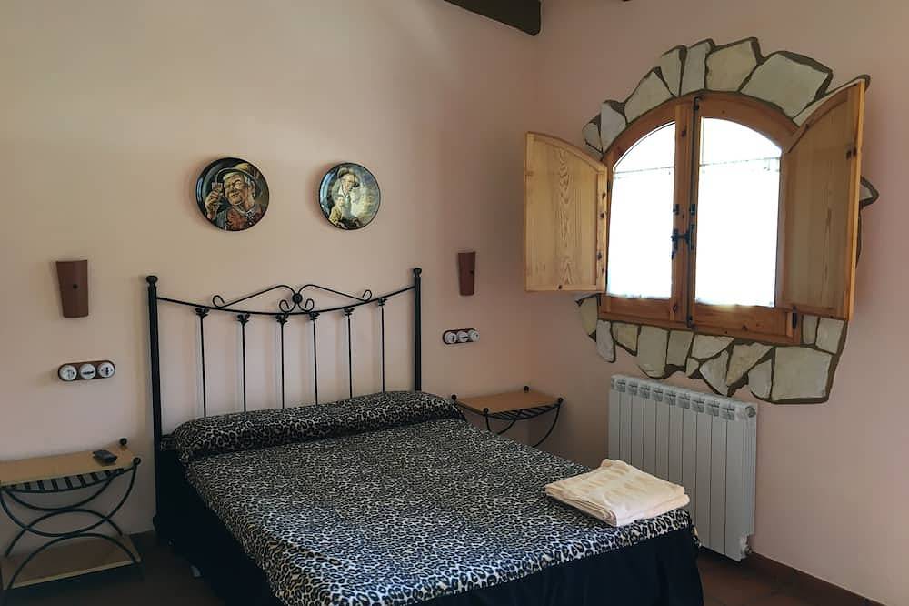 Aún disponible del 17 al 31 de agosto!! La Xaconera d’ Ardenya in La Riera, Costa Dorada