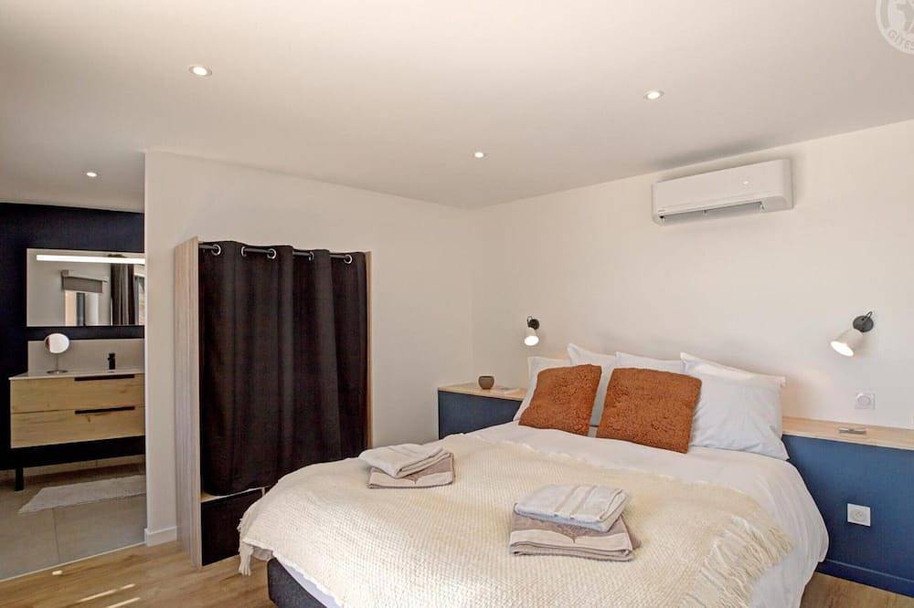Gîte de charme moderne, 5 suites privées, spa et jardin in Luriecq, Montbrison