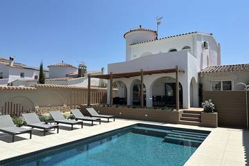 Villa für 10 Personen, mit Garten und Whirlpool an der Costa Brava