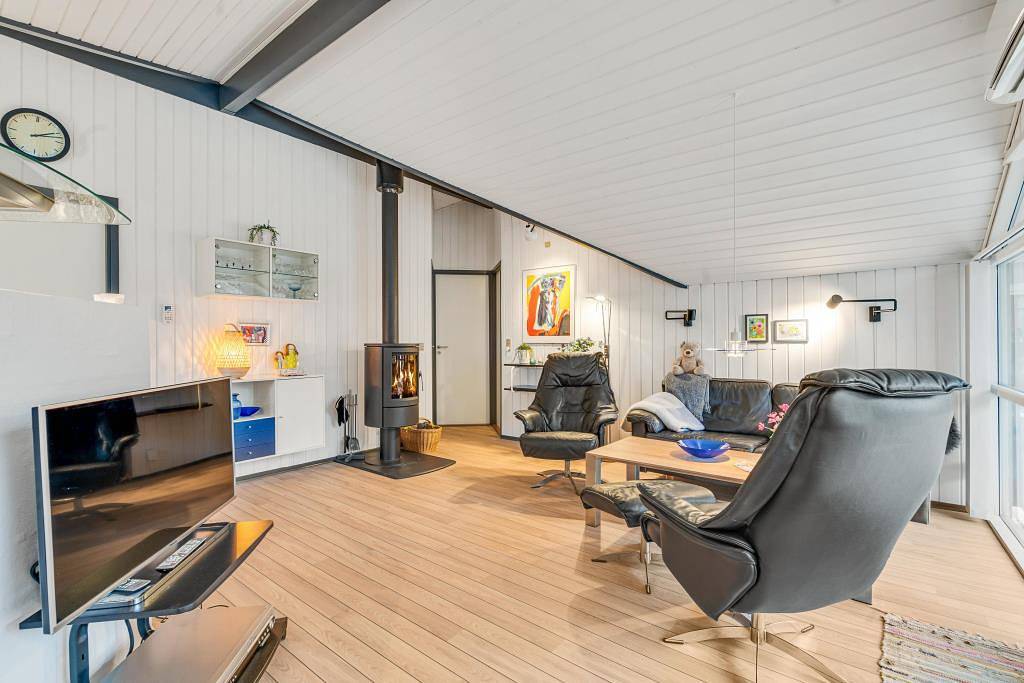 Recently renovated holiday home near the beach on Fanø with sauna in Rindby, Fanø