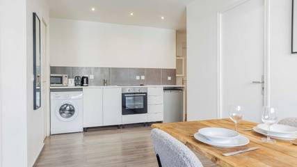 Appartement De Vacances pour 4 Personnes dans Levallois-Perret, Hauts-de-Seine, Photo 3