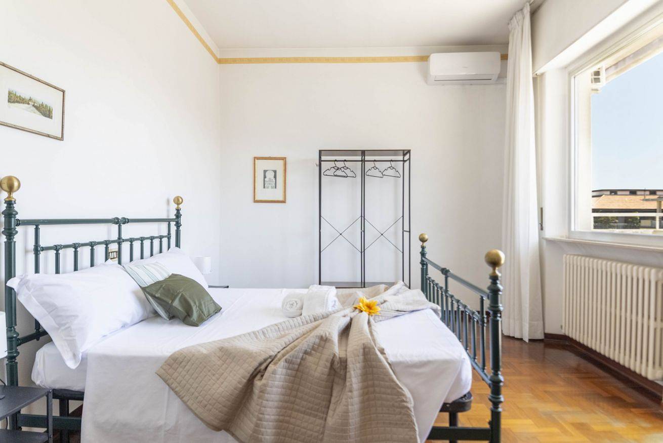 Appartamento intero, [Attico Vista Mare] Centro 4 camere 2 bagni in Porto San Giorgio, Provincia di Fermo