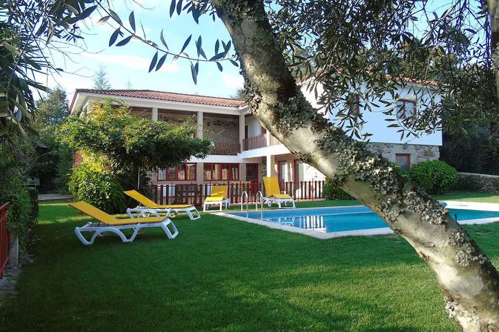 Villa voor 8 personen, with terras and whirlpool as well as tuin - 1