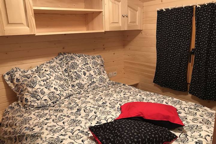 Gîte pour 4 personnes, avec terrasse à Jou-sous-Monjou - 3