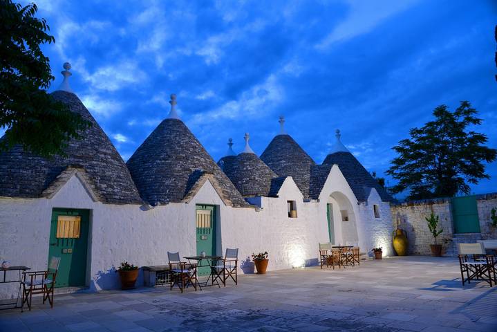 Trullo per 3 persone, con giardino, adatto a famiglie con bambini a Cisternino