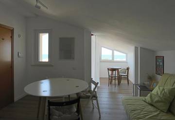 Gîte pour 4 personnes, avec terrasse ainsi que vue et jardin, animaux acceptés à Porto Potenza Picena