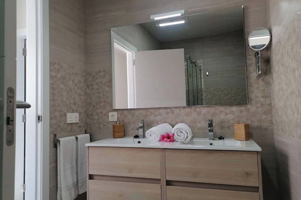 Villa \"La Florida\" - Wonderful Views - Pool - Wifi in Araya, Candelaria