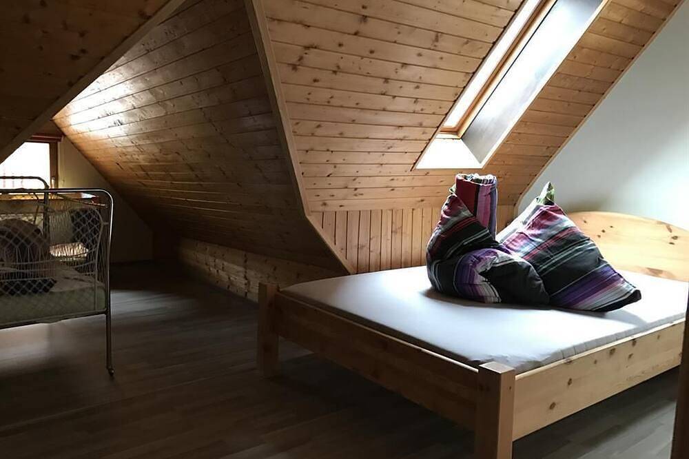 Ferienhaus Katharina - Appartement/Fewo, Dusche und Bad, Wc, 3 Schlafräum in Nothweiler, Landkreis Südwestpfalz