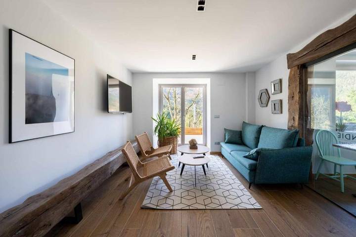 Casa rural para 2 personas, con terraza además de jacuzzi y jardín en Vizcaya - 2