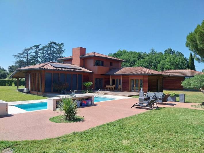 Maison de vacances pour 12 personnes, avec vue ainsi que jardin et piscine