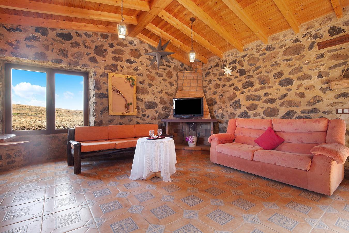 Casa de vacaciones "Casa los Javieles" con vistas a la montaña, jardín y Wi-Fi in Tetir, Fuerteventura